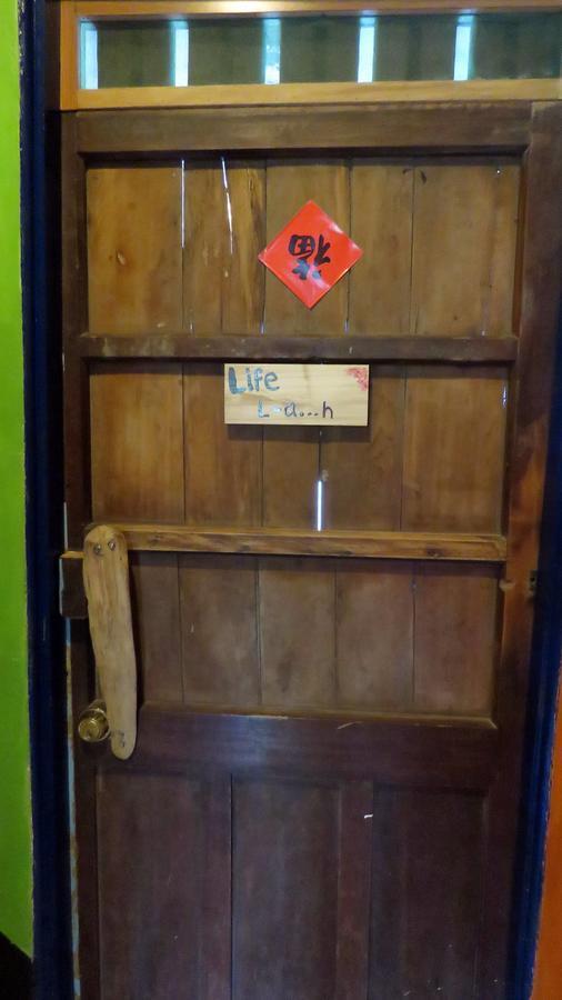 Dulan Groundnut Backpacker Hostel Tungho Kültér fotó